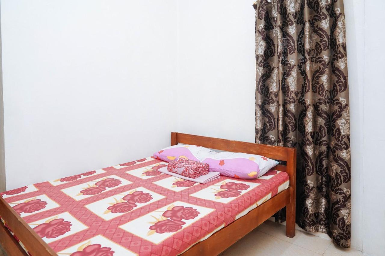 C Star Travellers Inn Oslob Buitenkant foto