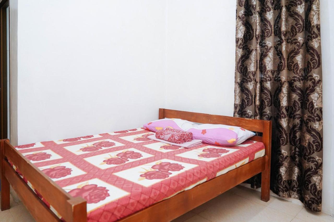 C Star Travellers Inn Oslob Buitenkant foto